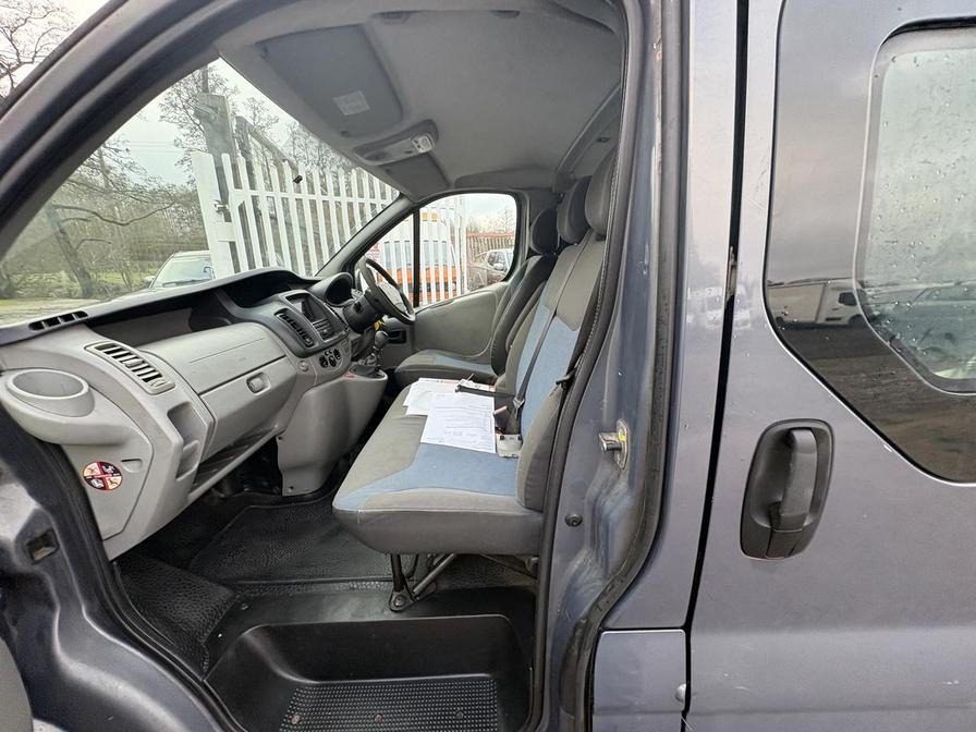 2012 Renault Trafic – Model: Trafic LL29 Sport DCI – GJ62GVD