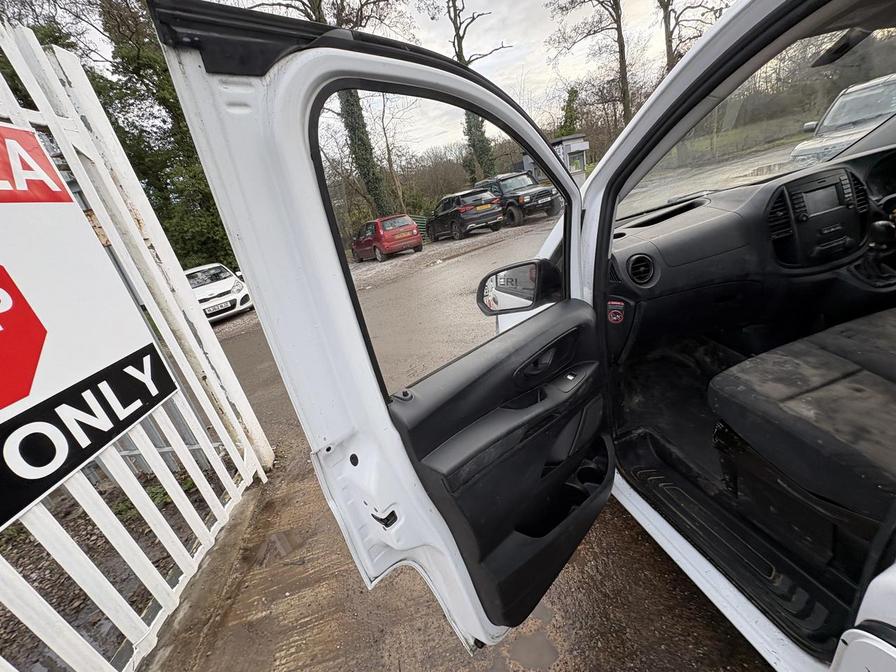 2018 Mercedes-Benz Vito – Model: Vito 114 Bluetec – YC18BEO