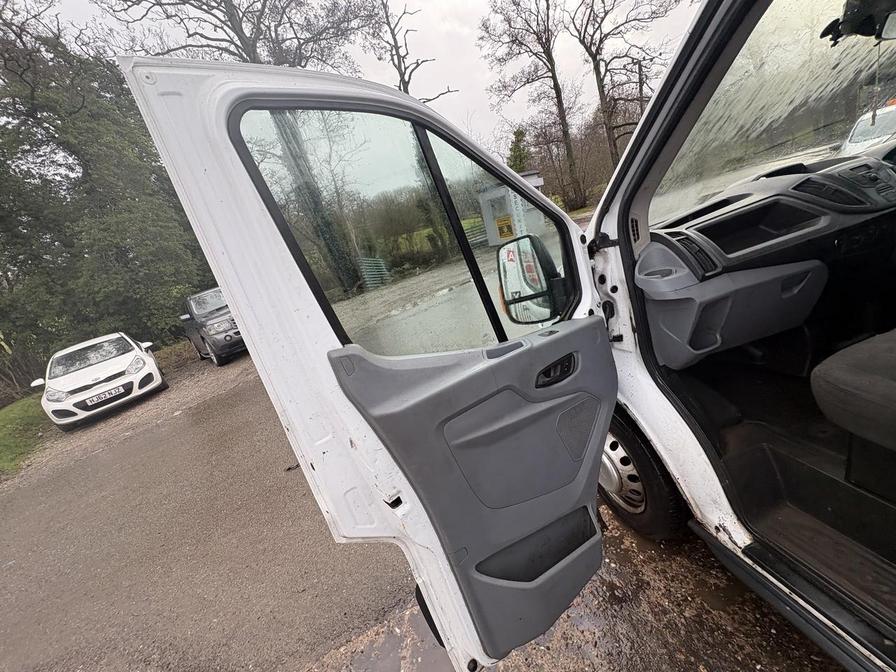 2016 Ford Transit – Model: Transit 350 – YS16GJY