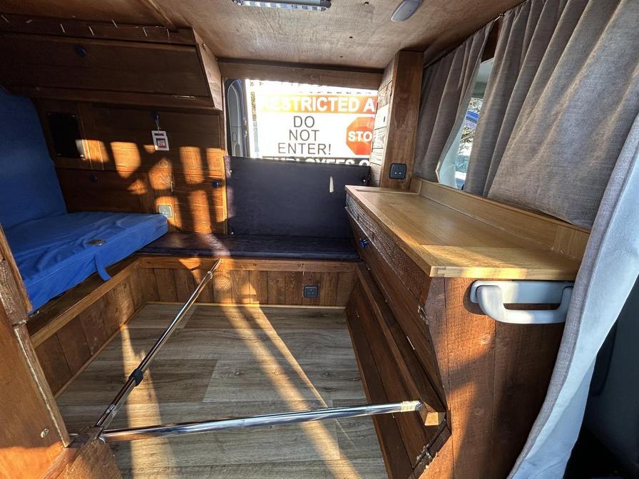 2009 Mercedes-Benz Vito – Model: Vito 111 CDI Compact – YG09WZJ