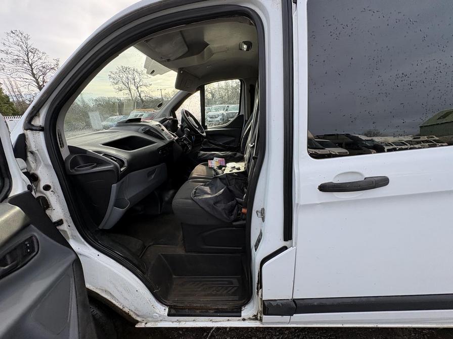 2015 Ford Transit Custom – Model: Transit Custom 290 E-Tech – BX15XJB