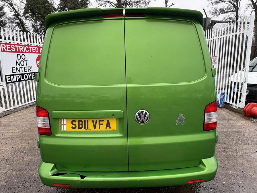2011 Volkswagen Transporter – Model: Transporter T30 84 TDI SWB – SB11VFA