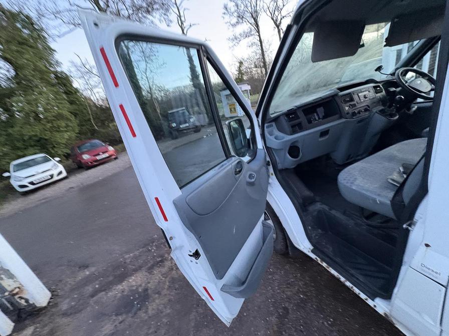 2014 Ford Transit – Model: Transit 125 T350 RWD – VU14XAD