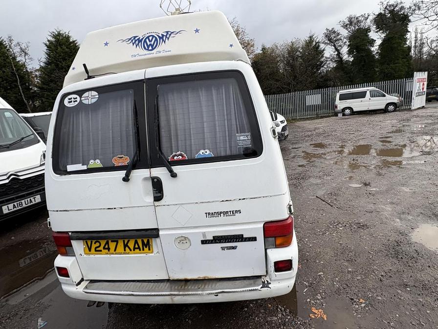 1999 Volkswagen Transporter – Model: Transporter TDI SWB – V247KAM