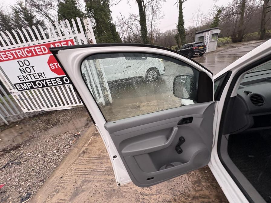 2010 Volkswagen Caddy – Model: Caddy C20 TDI 104 – PL10NSN