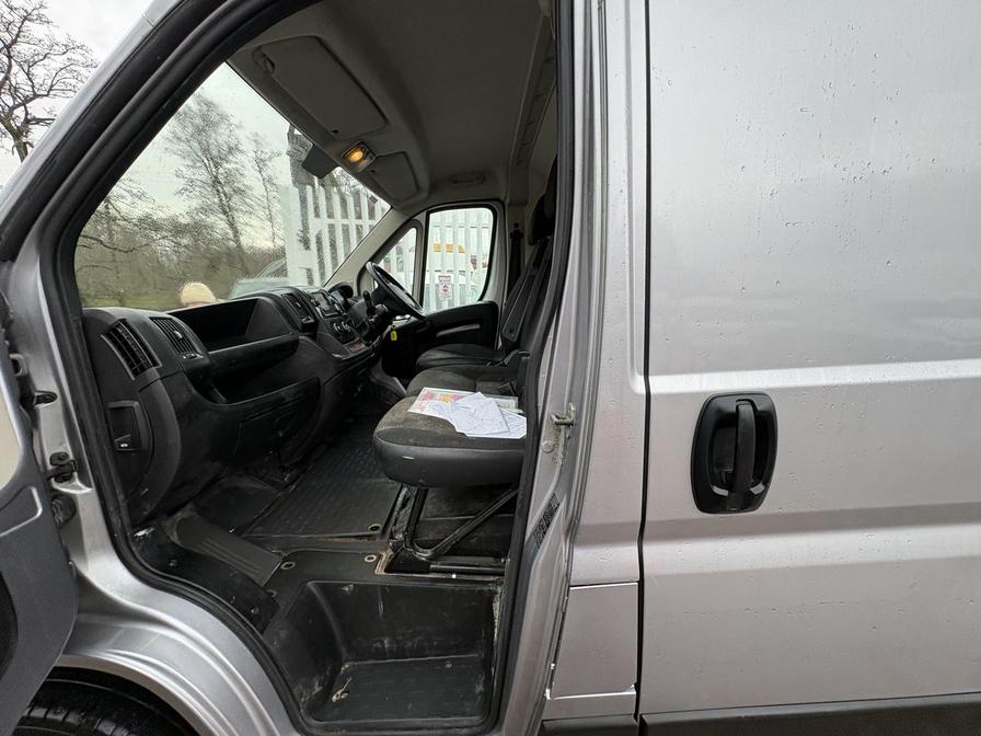 2021 Peugeot Boxer – Model: Boxer 335 Professional L2H2 Blue HDi – CE21ORT