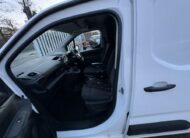 2020 Vauxhall Combo – Model: Combo 2300 SportIVE TD S/S – FD70LXU