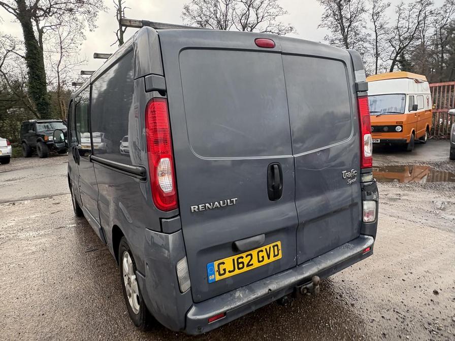 2012 Renault Trafic – Model: Trafic LL29 Sport DCI – GJ62GVD