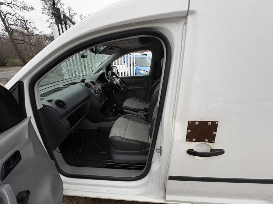 2010 Volkswagen Caddy – Model: Caddy C20 TDI 104 – PL10NSN