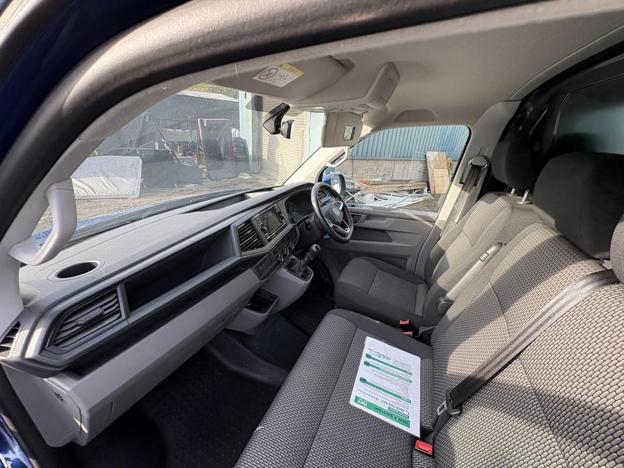 2024 Volkswagen Transporter – Model: Transporter T28 HighLine TDI – DU74BVC