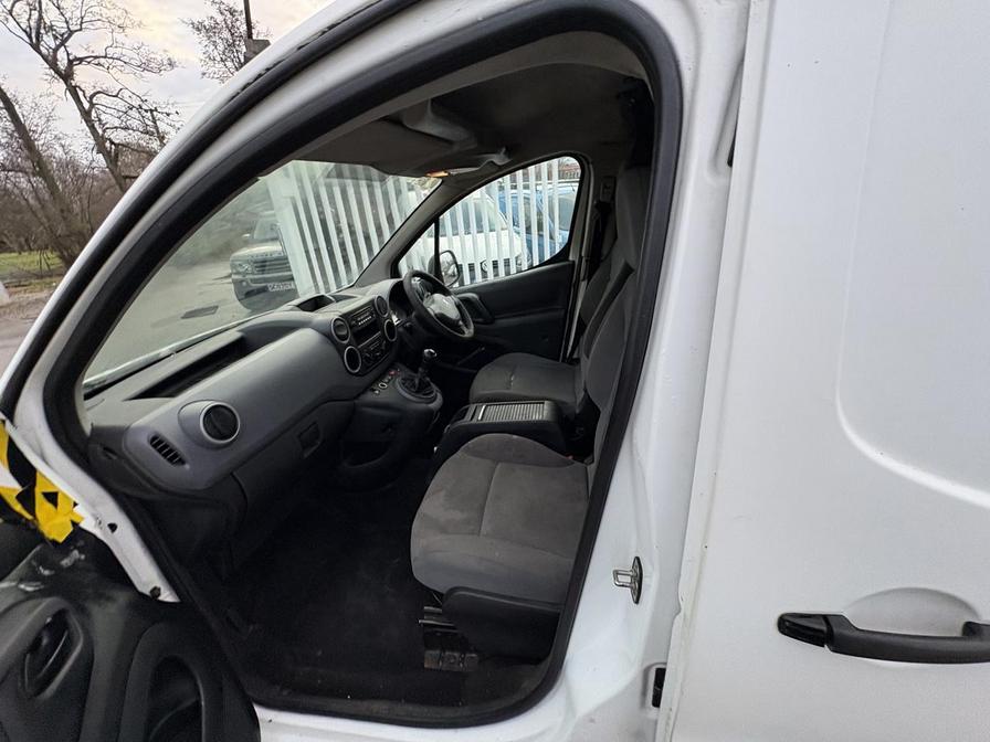 2014 Peugeot Partner – Model: Partner 850 S L1 HDi – NX64ZCO