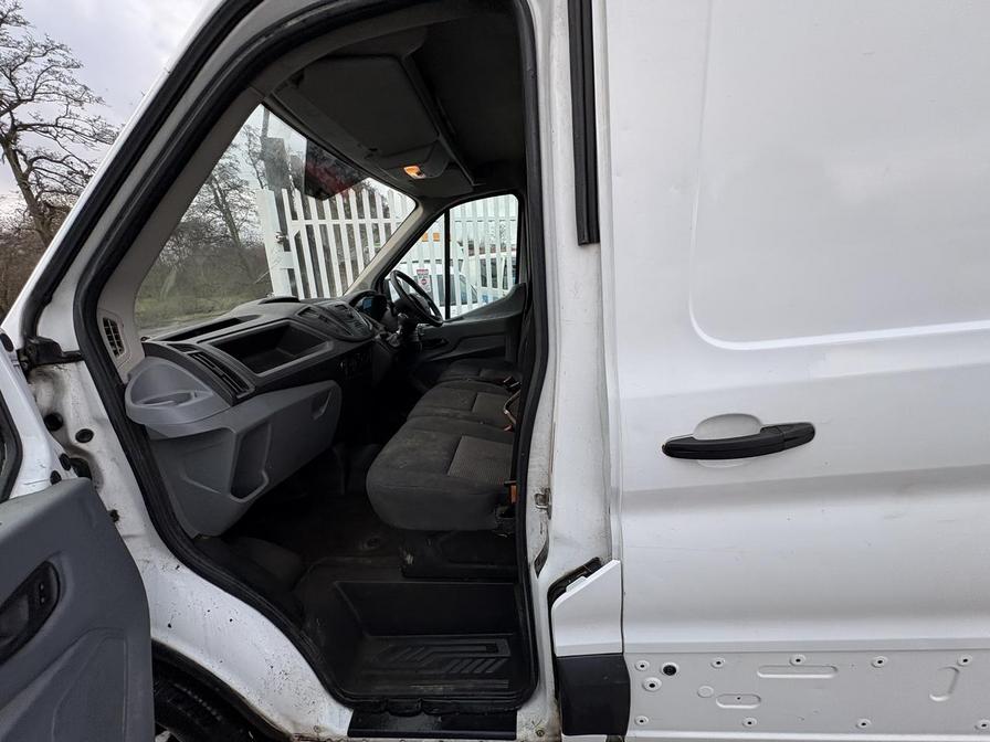 2017 Ford Transit – Model: Transit 350 – FG67FMV