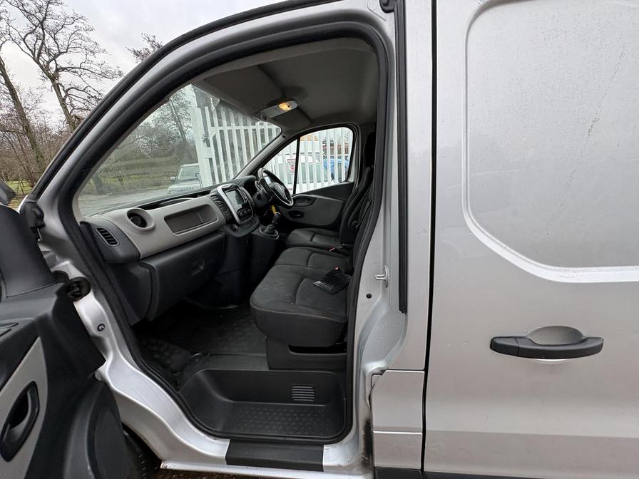 2016 Renault Trafic – Model: Trafic SL27 Business+ dCi – MC16MMJ