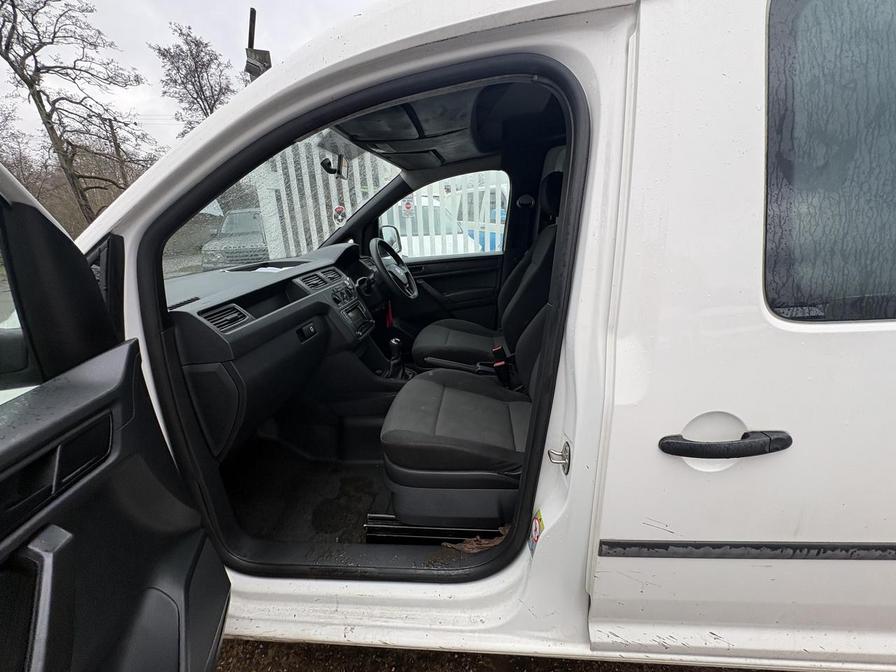 2017 Volkswagen Caddy MaxI – Model: Caddy Maxi C20 TDI – YT67XYY