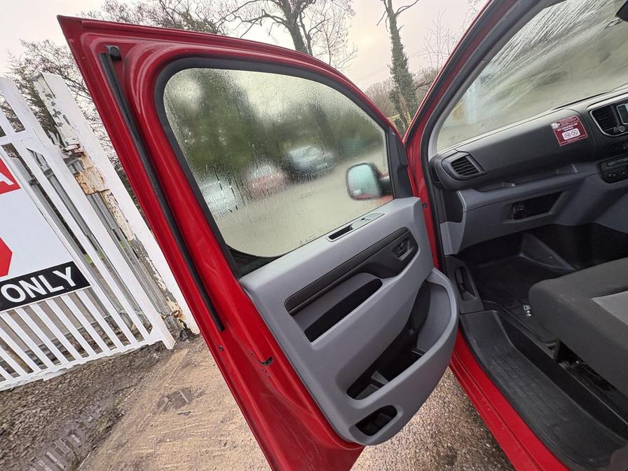 2022 Citroen Dispatch – Model: Dispatch 1000 Enterprise Professional Blue HDi S/S – YE72EYO