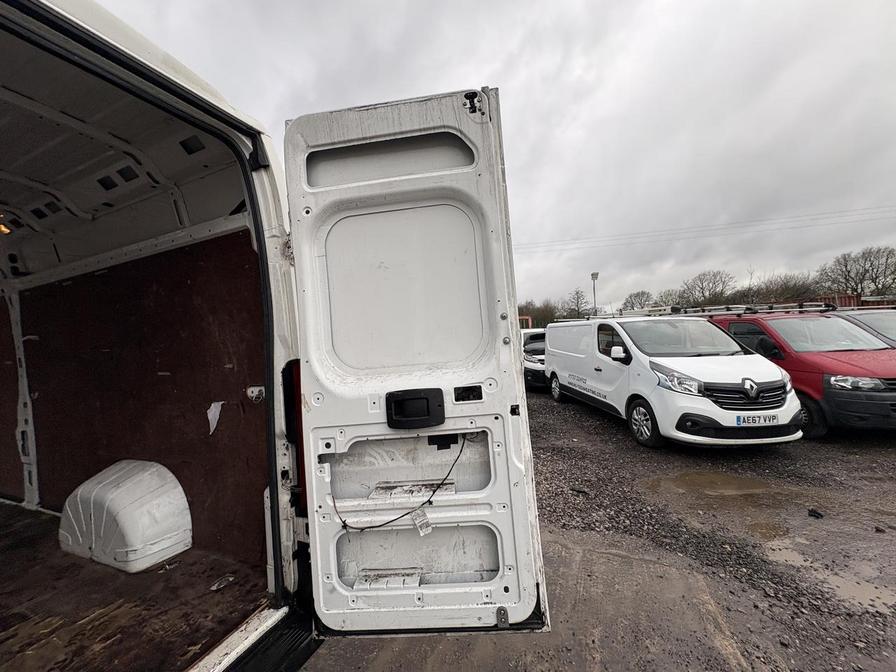 2021 Peugeot Boxer – Model: Boxer 435 Professional L4H2 Blue HDi – CK21GTU