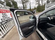 2017 Nissan Navara – Model: Navara N-Connecta dCi – SK17NXY