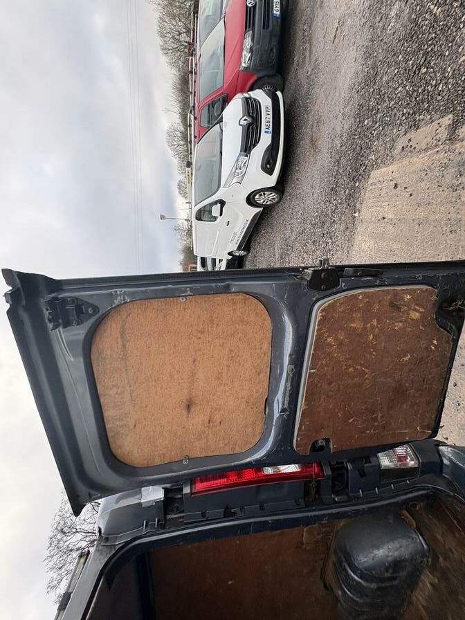 2012 Renault Trafic – Model: Trafic LL29 Sport DCI – GJ62GVD