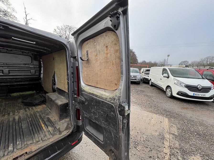 2019 Renault Trafic – Model: Trafic SL27 Sport Nav dCi – FG19ZBP