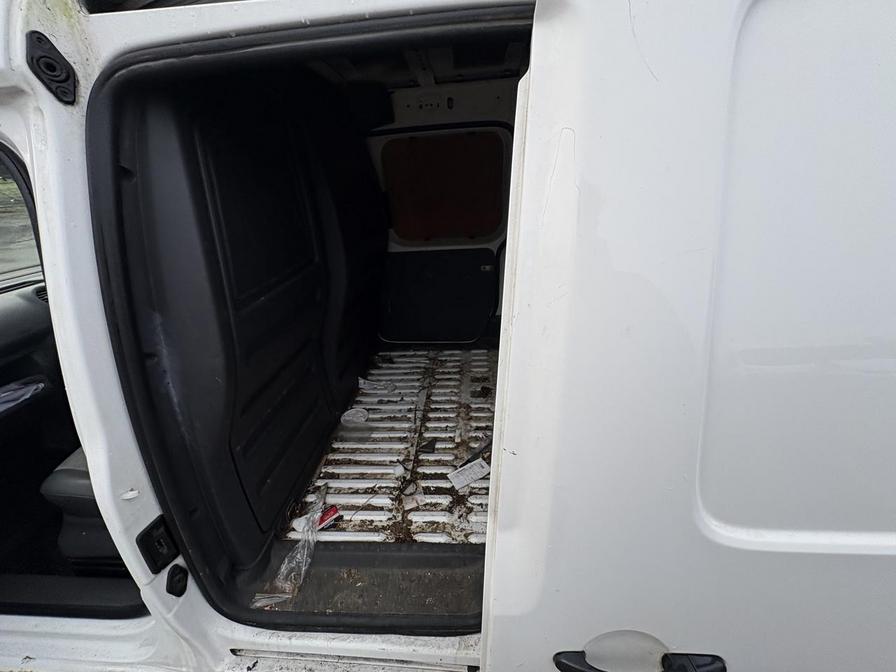 2011 Volkswagen Caddy MaxI – Model: Caddy Maxi C20 TDI – PK11PYU