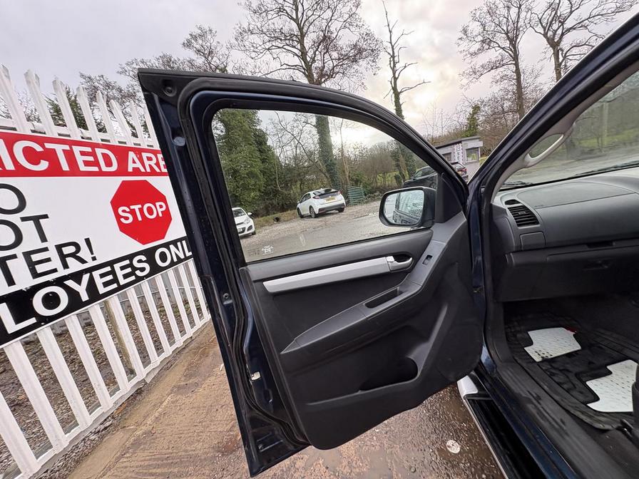 2017 Isuzu D-Max – Model: D-Max Utah Vision Double Cab Twin T TD Auto – YE17BPY