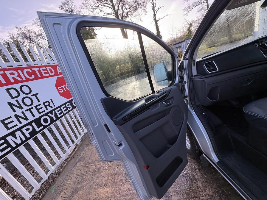 2019 Ford Transit Custom – Model: Transit Custom 280 Limited – MT19MFU