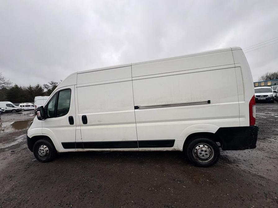 2020 Peugeot Boxer – Model: Boxer 335 Professional L3H2 Blue HDi – BJ20YPO