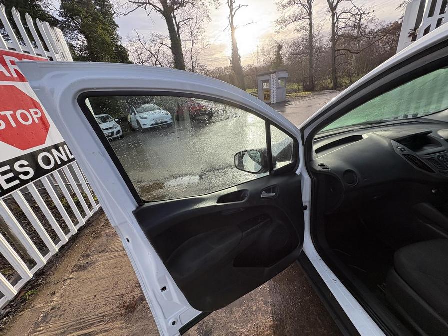 2018 Ford Transit Courier – Model: Transit Courier Trend TDCI – RX18HXC