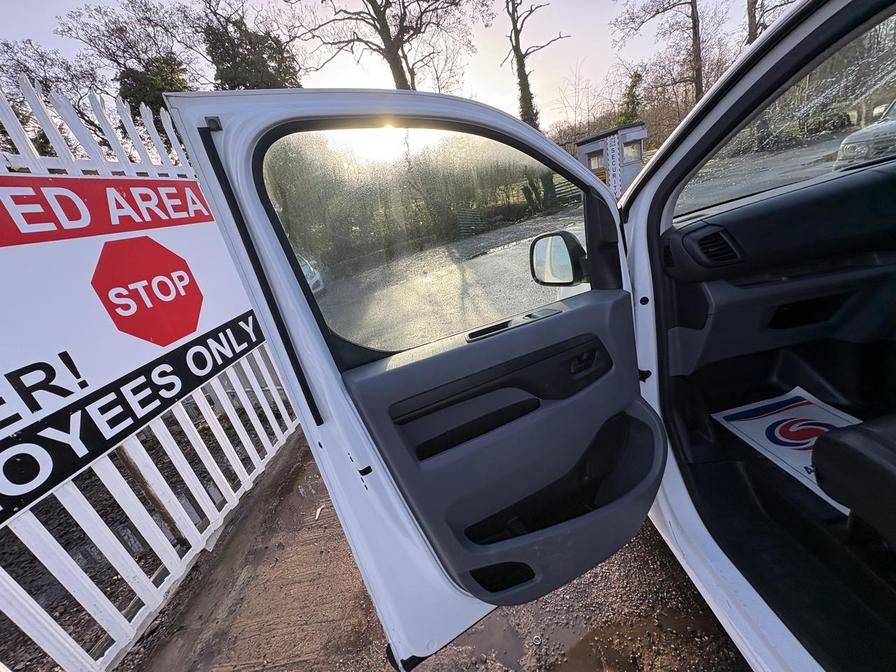 2019 Peugeot Expert – Model: Expert Professional L1 Blue HDi – NU69VFN