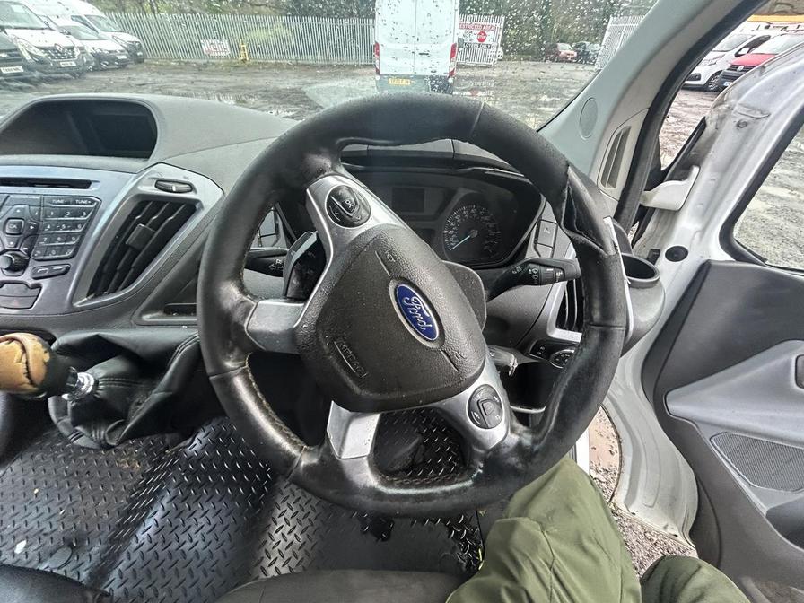 2017 Ford Transit Custom – Model: Transit Custom 270 Limited – PN67WWX