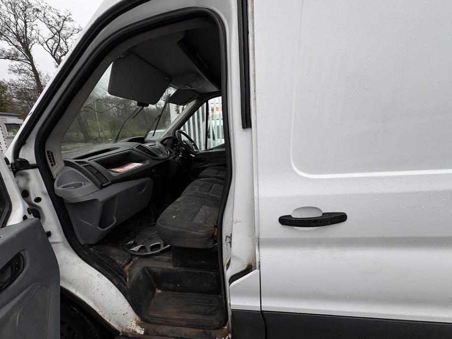 2016 Ford Transit – Model: Transit 350 Trend – EA16VXD