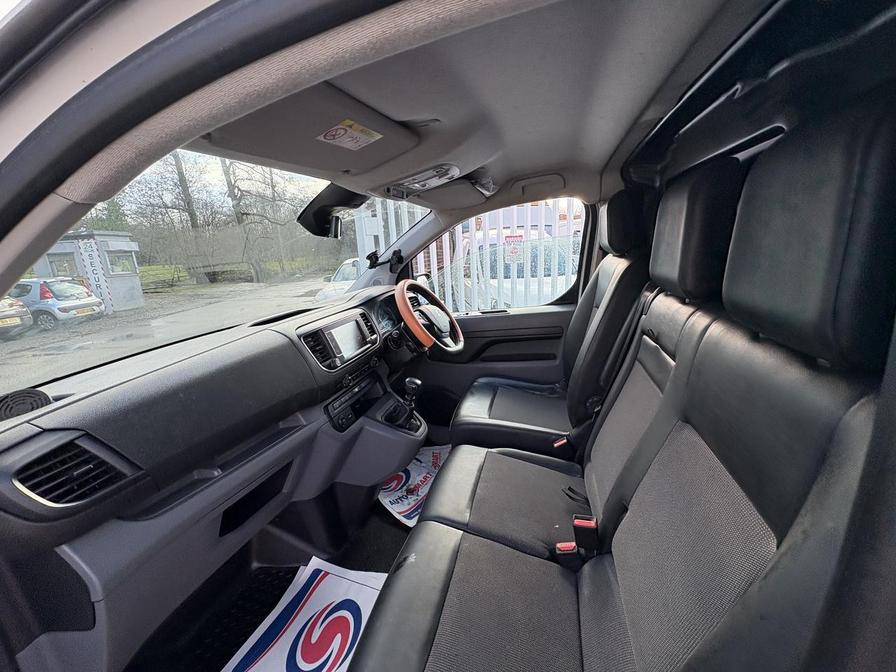 2018 Peugeot Expert – Model: Expert Professional Standard Blue HDi – SL18NPX