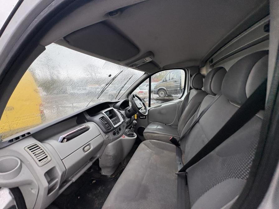 2014 Vauxhall Vivaro – Model: Vivaro 2700 Sportive CDTi SWB – DL63ETA