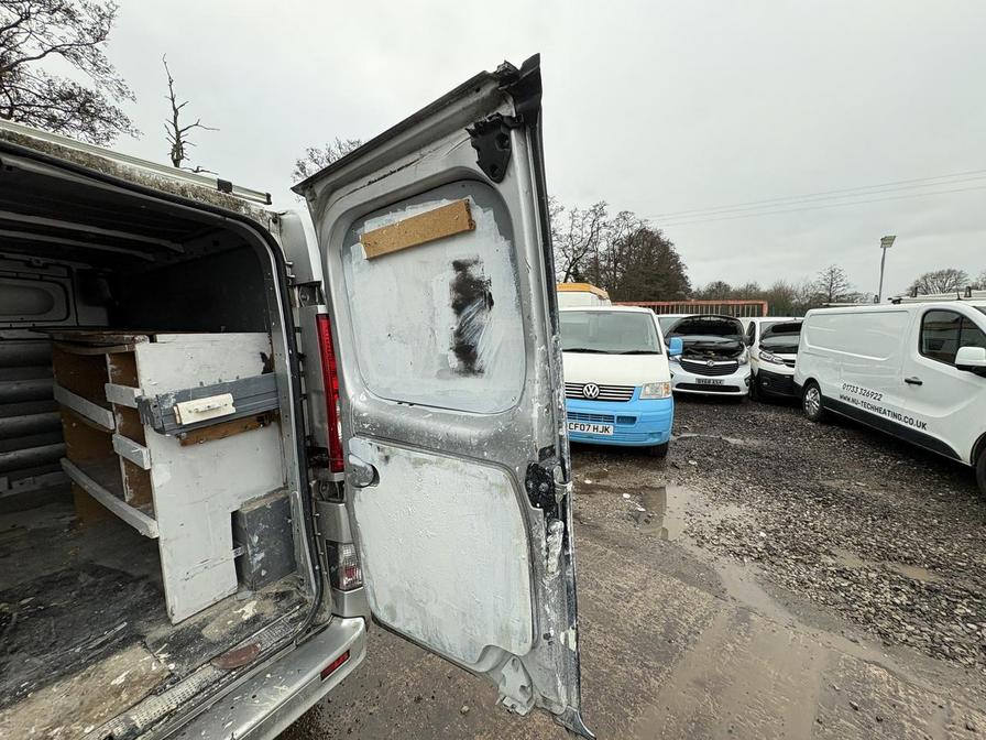 2011 Vauxhall Vivaro – Model: Vivaro  2700 Sportive CDTI – YD61AUK