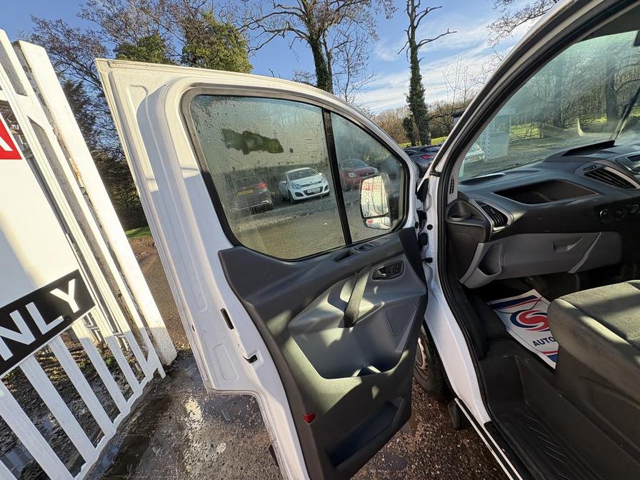 2017 Ford Transit Custom – Model: Transit Custom 270 – HN67GXW