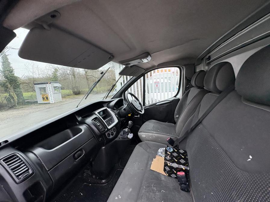2011 Vauxhall Vivaro – Model: Vivaro  2700 Sportive CDTI – YD61AUK
