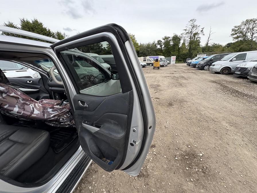 2017 Nissan Navara – Model: Navara Tekna dCi – VN17VVF