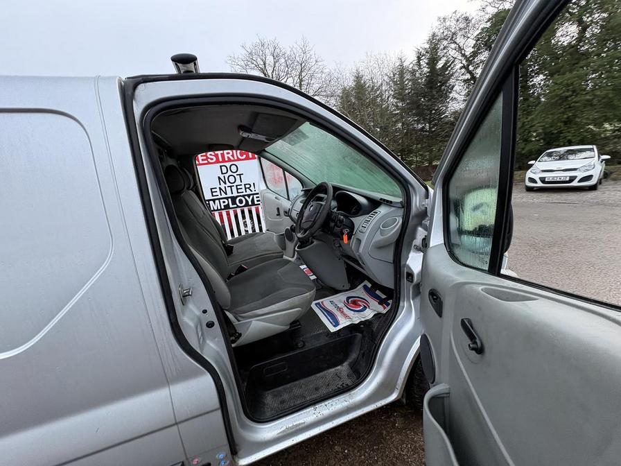 2013 Vauxhall Vivaro – Model: Vivaro 2700 CDTi 89 SWB – FP62UYT