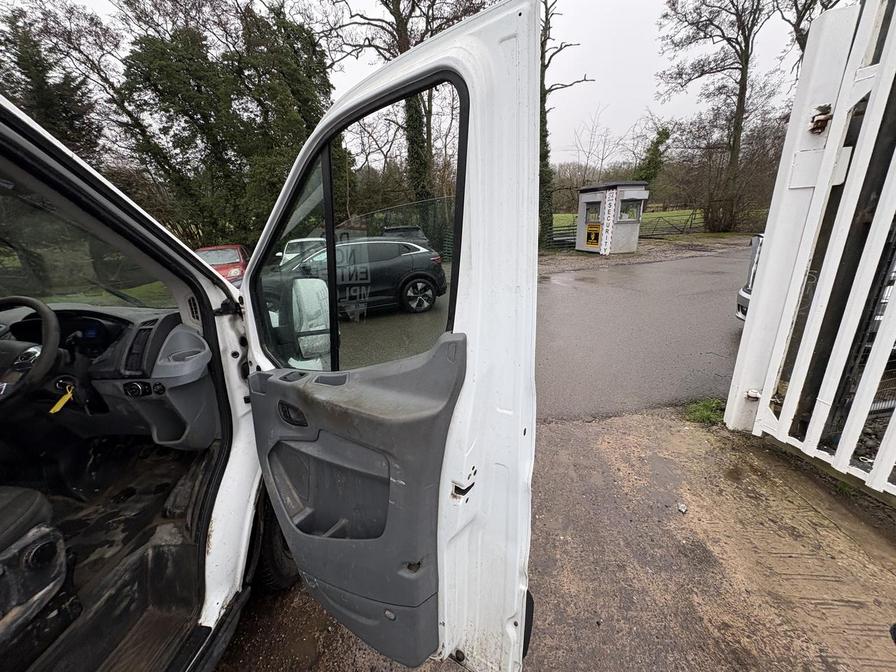 2016 Ford Transit – Model: Transit 350 Trend – EA16VXD