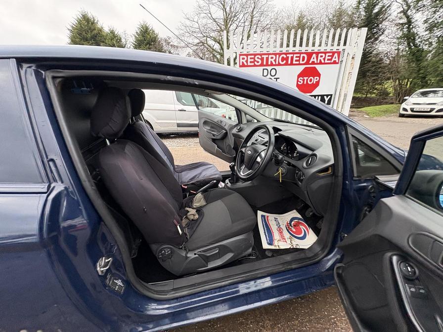 2014 Ford Fiesta – Model: Fiesta ECOnetic TDCi – LC14BCV