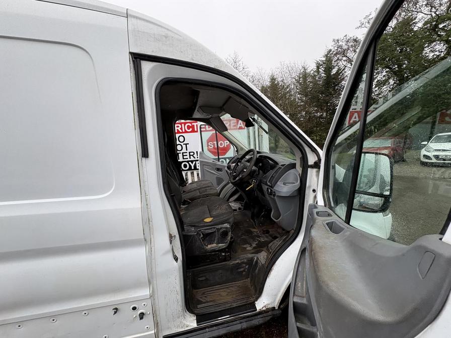 2016 Ford Transit – Model: Transit 350 Trend – EA16VXD