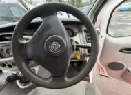 2005 Vauxhall Vivaro – Model: Vivaro 2900 DI SWB – FE55VLP