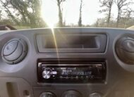 2015 Renault Master – Model: Master MM33 Business dCi Semi-Auto – YJ15EMK