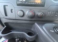 2015 Renault Master – Model: Master MM33 Business dCi Semi-Auto – YJ15EMK