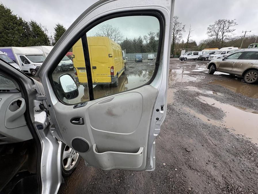 2014 Vauxhall Vivaro – Model: Vivaro 2700 Sportive CDTi SWB – DL63ETA