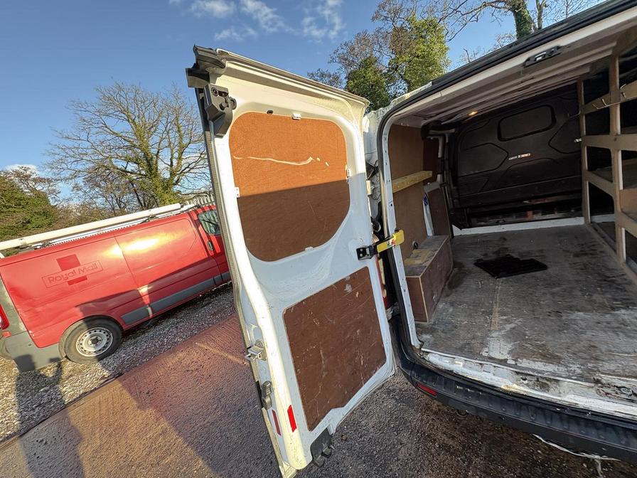 2017 Ford Transit Custom – Model: Transit Custom 270 – HN67GXW