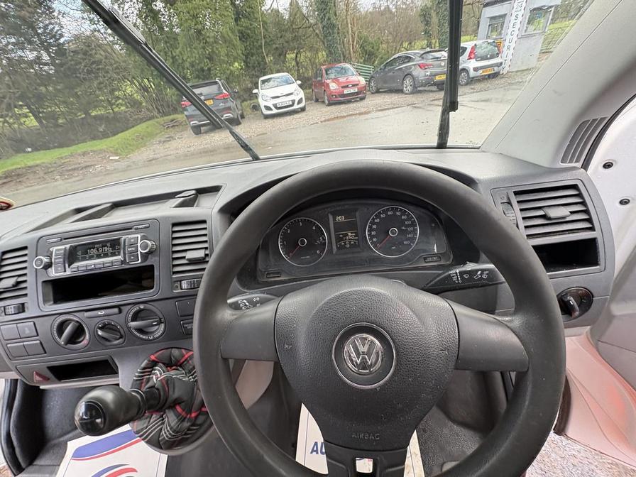 2014 Volkswagen Transporter – Model: Transporter T28 StartLine TDI – MF64MYO