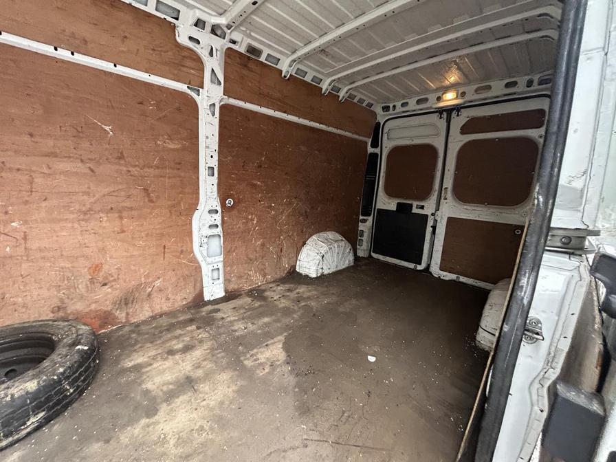 2014 Peugeot Boxer – Model: Boxer 335 Professional L3H2 HDi – WF64SFE