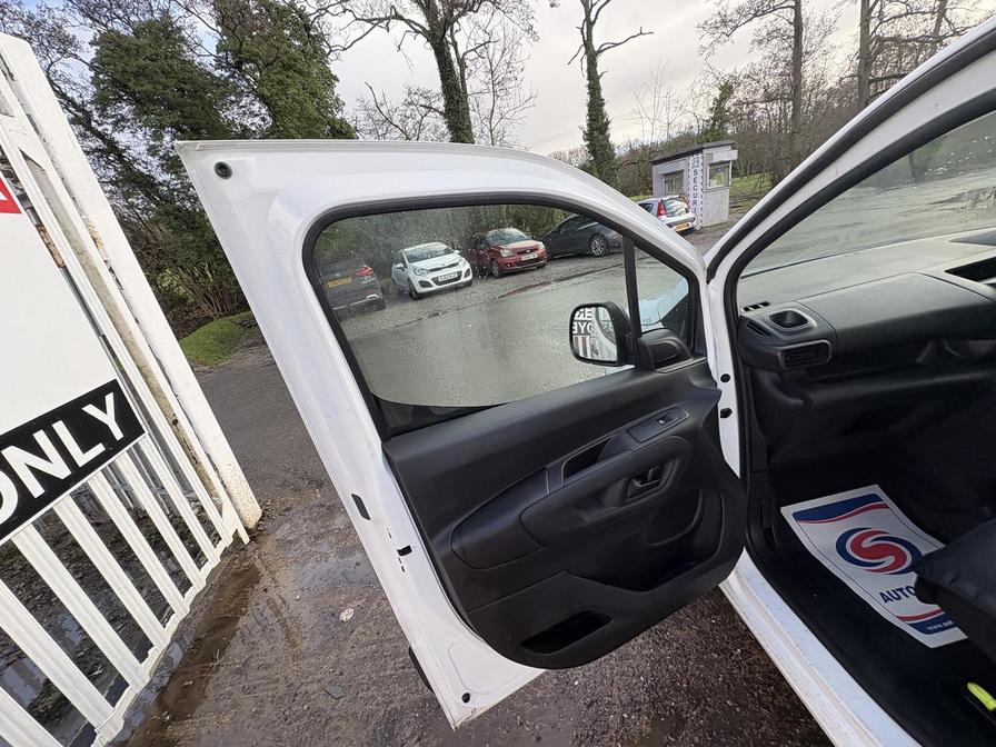 2021 Peugeot Partner – Model: Partner Professional L2 Blue HDi – BT70GYG