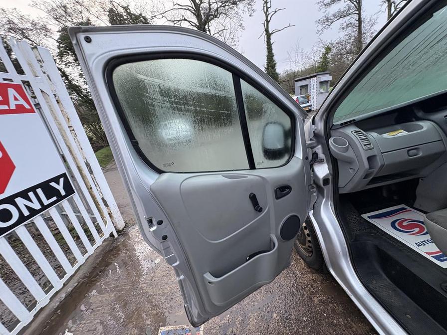 2013 Vauxhall Vivaro – Model: Vivaro 2700 CDTi 89 SWB – FP62UYT